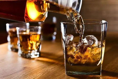 中老年防腦溢血 管住嘴，保住命，牢記三少兩不飲