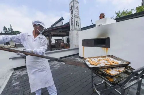 今早這則廣告火了 很多杭州人刷屏支持 堅持住啊,大家一起來幫忙